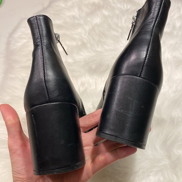 Blondo Tasel Waterproof Black Leather Block Heel Ankle Booties Boots, Size 10 - Picture 14 of 15